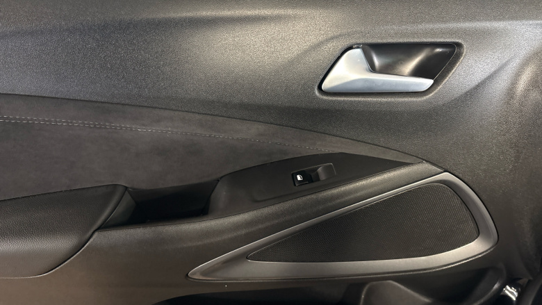 Vauxhall Crossland 1.2 Turbo [130] Ultimate 5dr Auto Petrol Hatchback